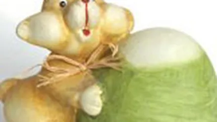 INS: Pastele ar putea frana scaderile din sectorul comertului