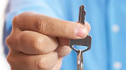 Seful BCR: Scaderea dobanzilor la credite ar convinge clientii sa cumpere locuinte