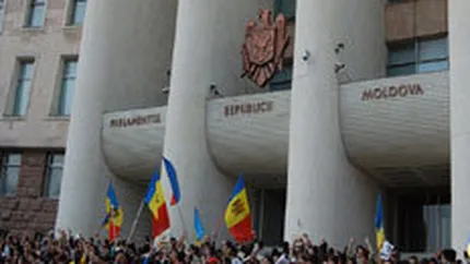 Cum se vede \revolutia\ din Moldova prin ochii investitorilor