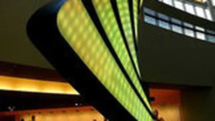 Sprint Nextel a raportat pierderi de 594 mil. $ pe T1