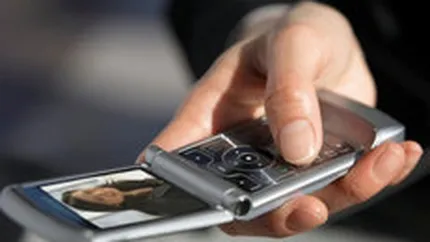 Premiera in SUA: Mai multe gospodarii cu telefon mobil decat cu telefon fix