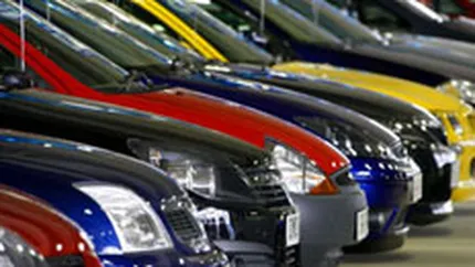 Politica anti-criza in piata auto: Dealerii importa masini ca sa le exporte