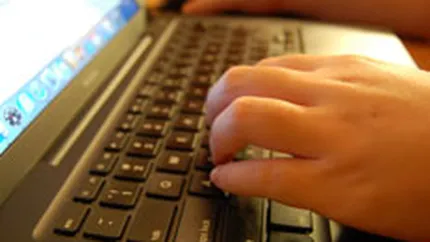 Studiu: Reclamele pe retelele de socializare \ating\ doar 5% dintre utilizatori