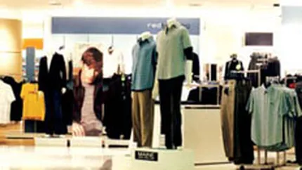 Retailerul vestimentar Debenhams a scos la vanzare actiuni de 323 mil. lire sterline