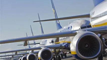 Sondaj Ryanair:  Doua treimi din pasagerii liniei aeriene ar sta in picioare in avion daca zborul ar fi gratuit