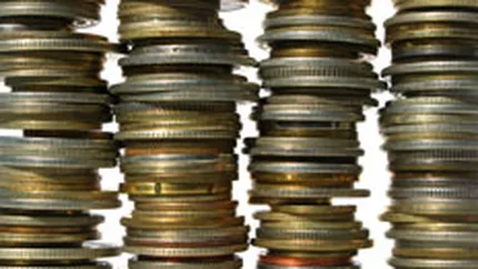 Moody\'s: Deficitul bugetar va atinge anul acesta 7,7% din PIB, peste tinta de 7,3%