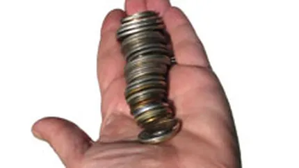 Sindicatele accepta un salariu minim de 705 lei