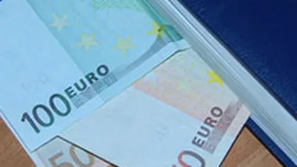 Leul s-a apreciat usor joi, la 4,2937 lei/euro