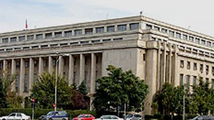 Reuters: Caderea Guvernului afecteaza listarea FP si celelalte planuri de privatizare ale Romaniei