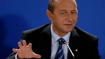 Avansul lui Basescu s-a redus la 1,25%, dupa numararea a 99,92% din voturi