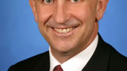 Directorul financiar al Microsoft paraseste compania la finalul anului