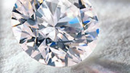 Cel mai mare producator de diamante vrea sa stranga 1 mld. $ pentru reducerea datoriei