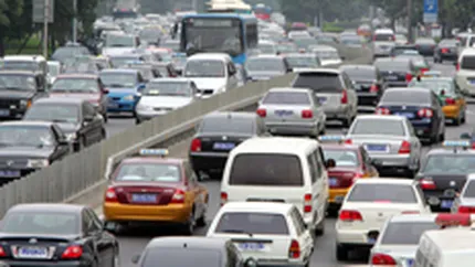 Vanzarile de autoturisme in China au crescut cu 98% in noiembrie