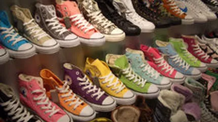Elmec ramane distribuitorul Converse in Romania pentru inca 3 ani