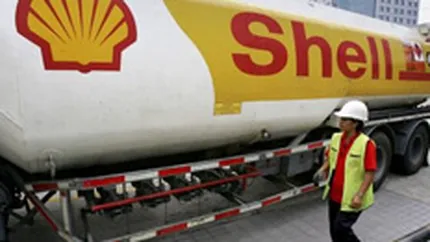 Shell mai taie 1.000 de locuri de munca, dupa scaderea profitului cu 70% in 2009
