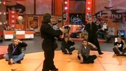 Salariile realizatorilor emisiunii Danutz SRL, reduse dupa incidentul cu Romeo Dediu