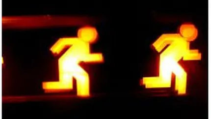 Analisti: Batalia mondiala a viitorului are ca miza exporturile. Un leu puternic dezavantajeaza Romania