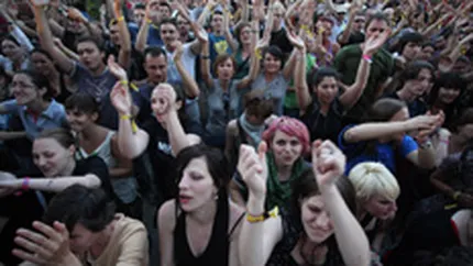 Criza anuleaza cel mai mare festival de muzica din Romania: B\'estfest 2010 nu va mai avea loc