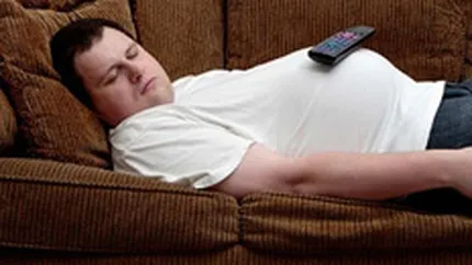 Angajam consumator pasionat de fast-food. Salariu: 26.000 euro pe an