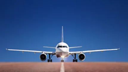IATA a redus la jumatate estimarea de pierderi ale industriei aeriene in 2010