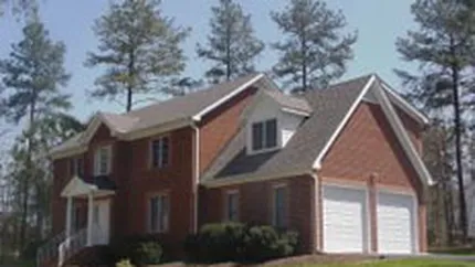 Marsh: Concurenta a redus cu 10% pretul asigurarilor property in 2009