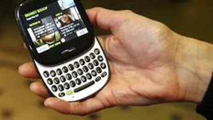 Microsoft a lansat telefonul Kin pentru tinerii conectati la retelele sociale