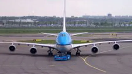 30 de curse aeriene, anulate in Romania, din cauza eruptiei vulcanului din Islanda