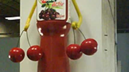 Ce reclame spectaculoase incearca sa fure privirile pe strazile din Bucuresti (FOTO)