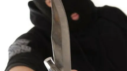 Jaf armat la o banca din centrul Capitalei