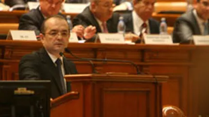 Guvernul Boc s-a salvat \la mustata\: Au lipsit 8 voturi pentru ca motiunea sa treaca