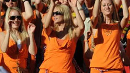 FIFA da in judecata berea Bavaria pentru ca 36 de tinere la fuste mini au facut reclama nepermisa