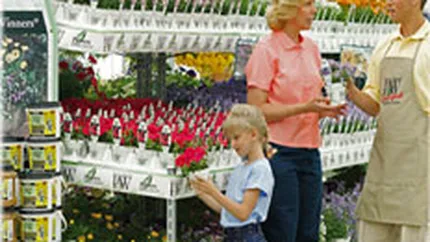 Studiu A.T. Kearney: Prezenta managerului in magazin micsoreaza fluctuatia de personal