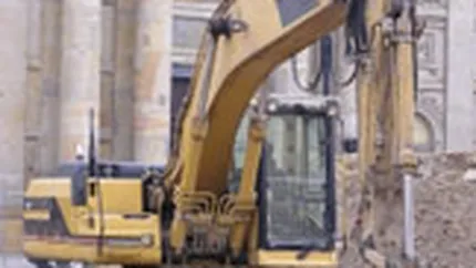 Managerii vad o stabilitate a activitatii in industria prelucratoare si in constructii pana in august