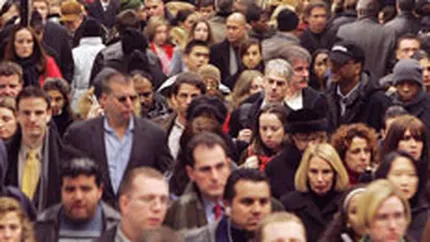 Sapte din zece americani cred ca economia se afla inca in recesiune