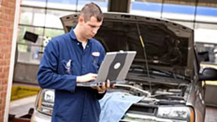 Amenzi de 93.000 de lei date unor service-uri auto, magazine si scoli de soferi pentru abateri