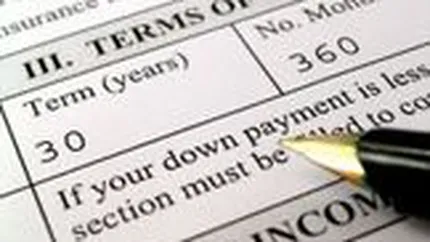 Avocatii sfatuiesc populatia sa ceara bancilor actele aditionale, chiar daca nu semneaza documentele