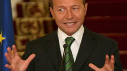Dilema lui Basescu in fata promulgarii legii pensiilor: Trimit tara in criza sau ma cert cu FMI?