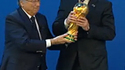 Rusia va organiza Cupa Mondiala de fotbal in 2018, iar Qatar in 2022