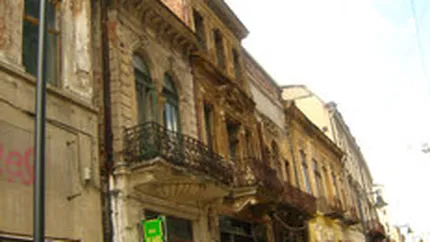 Jumatate dintre cladirile din centrul vechi al Bucurestiului se pot prabusi in lipsa investitiilor in reabilitare