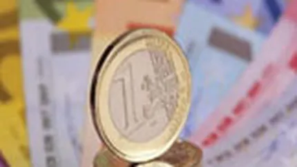 Imprumuturile in valuta readuc pe crestere, in noiembrie, creditul pentru firme si populatie