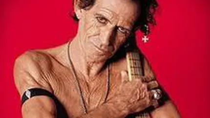 Keith Richards de la Rolling Stones are 3.000 de chitare