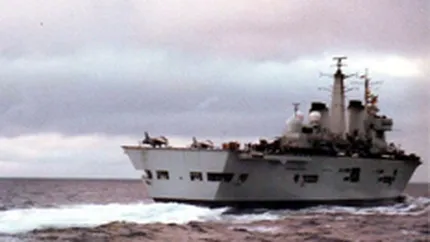 Un om de afaceri din Hong Kong, dispus sa plateasca peste 7 mil. $ pentru a transforma un portavion in scoala