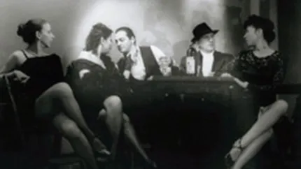 Tihna si antren in weekend: Nostalgii pe muzica de Bach, tango de o noapte si papusile lui Tandarica