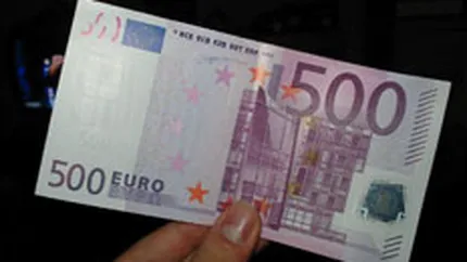 Numarul bancnotelor euro false retrase din circulatie a scazut pentru prima oara din 2006