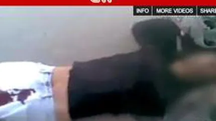 Fortele libiene deschid focul din elicoptere asupra manifestantilor adunati la Benghazi. VIDEO