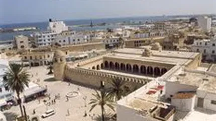 Charterele spre Tunisia repornesc in aprilie. Tur-operatorii spera la aceleasi vanzari ca in 2010