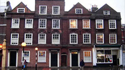 Preturile caselor din Marea Britanie au crescut nesemnificativ in martie