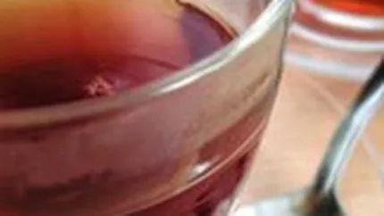 Romanii au baut mai putin ceai: Piata a scazut cu 5% anul trecut