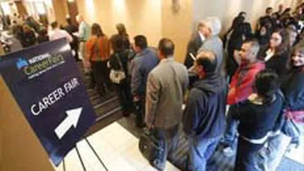 Numarul joburilor oferite online a crescut cu peste 5% in aprilie