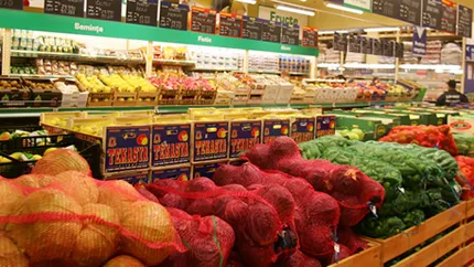 Comisarii Garzii Financiare au confiscat 34 de tiruri incarcate cu 700 de tone de legume si fructe